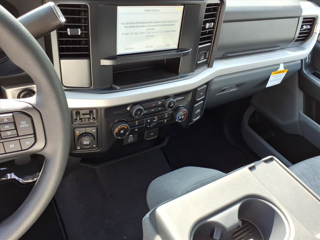 New 2026 Ford F250 XLT AWD/4WD image 16