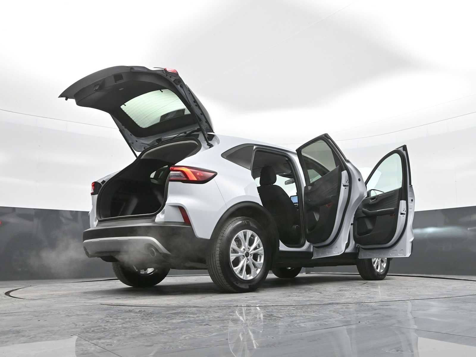 Used 2025 Ford Escape Active image 46