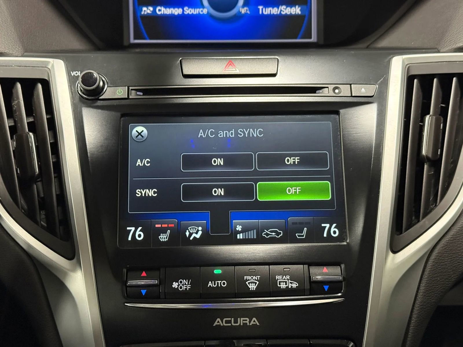 Used 2017 Acura TLX FWD image 40