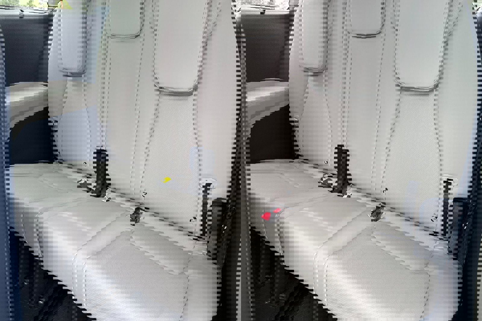 New 2026 Kia Carnival EX image 15