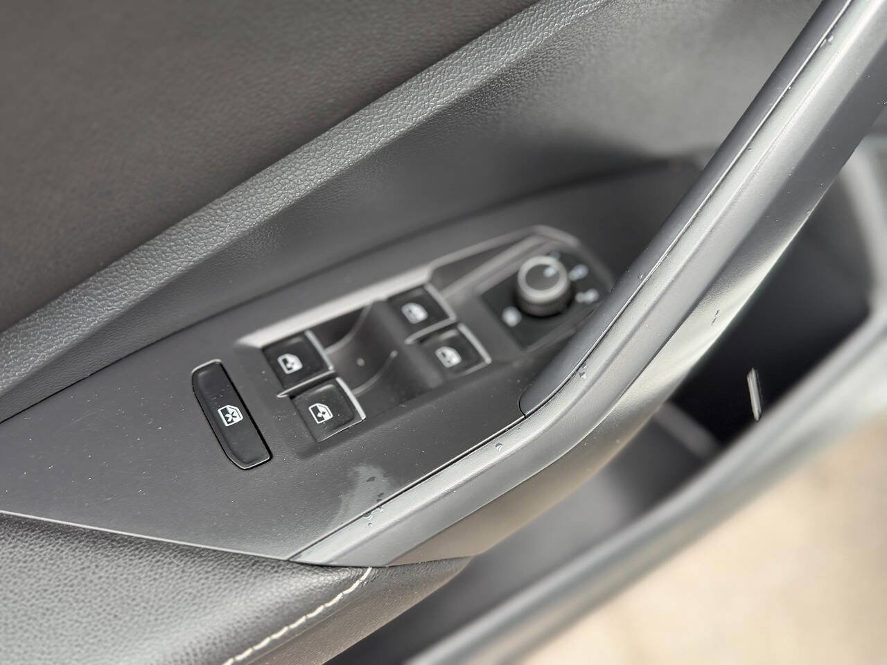 Used 2023 Volkswagen Jetta S image 62