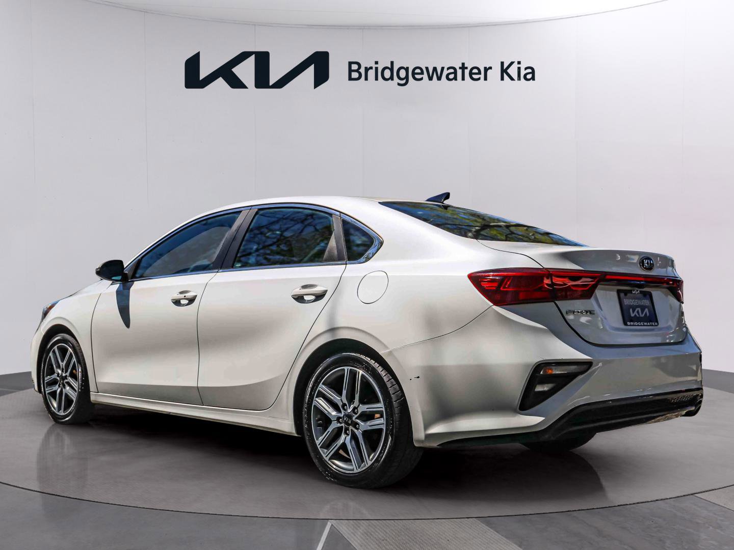 Certified 2019 Kia Forte EX FWD image 5