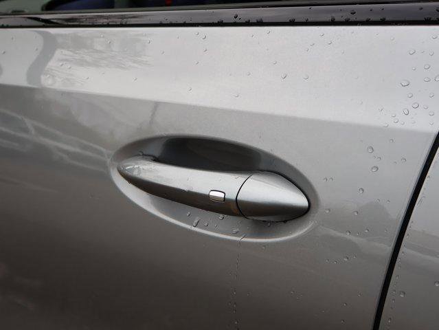 New 2025 Buick Envision Sport Touring image 18