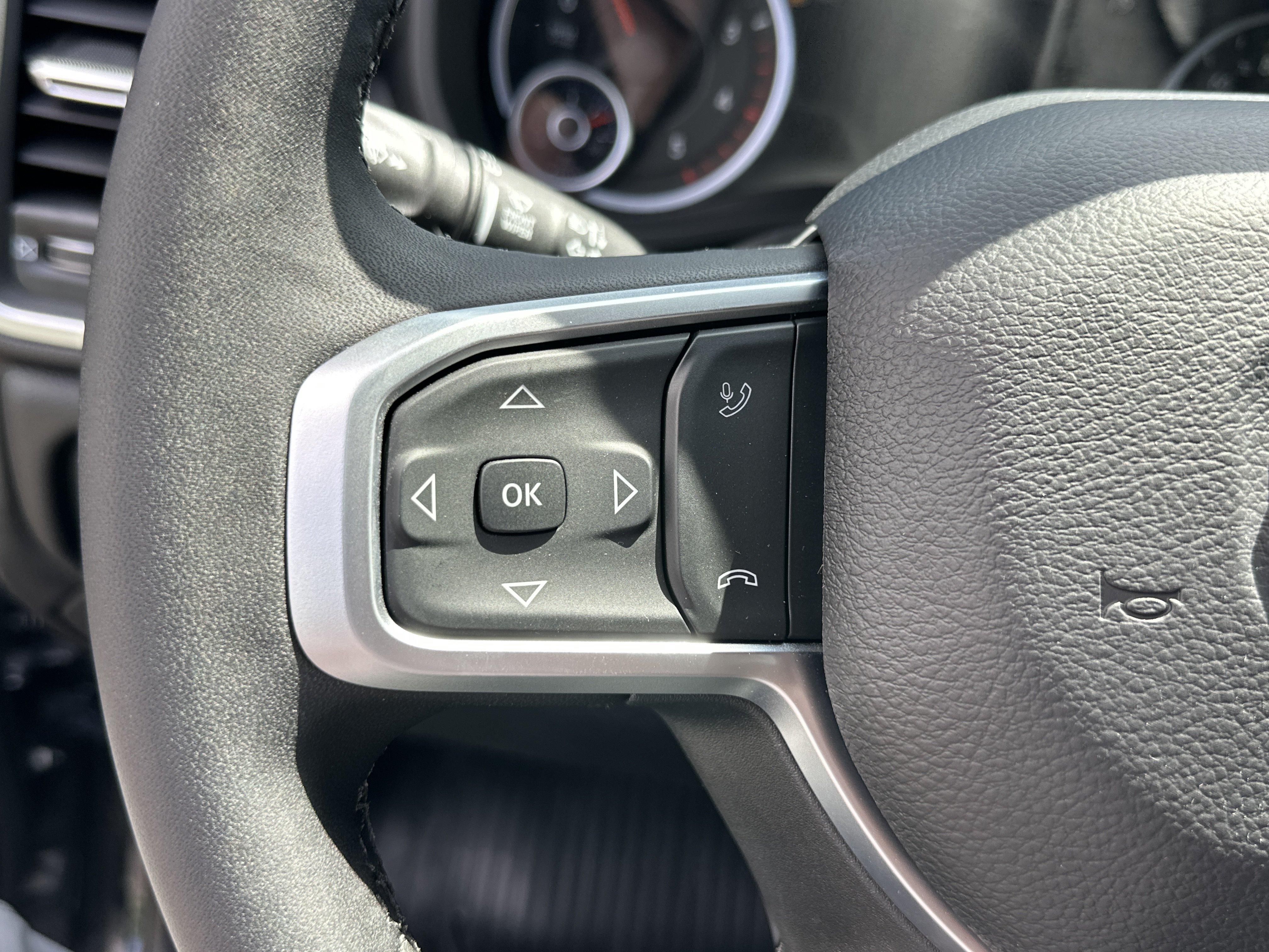 New 2026 RAM 5500 4x4 Crew Cab image 11
