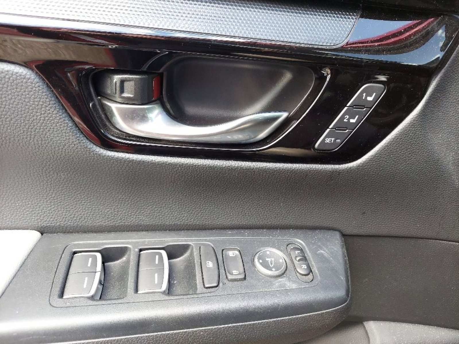 Used 2024 Honda CR-V EX-L image 14