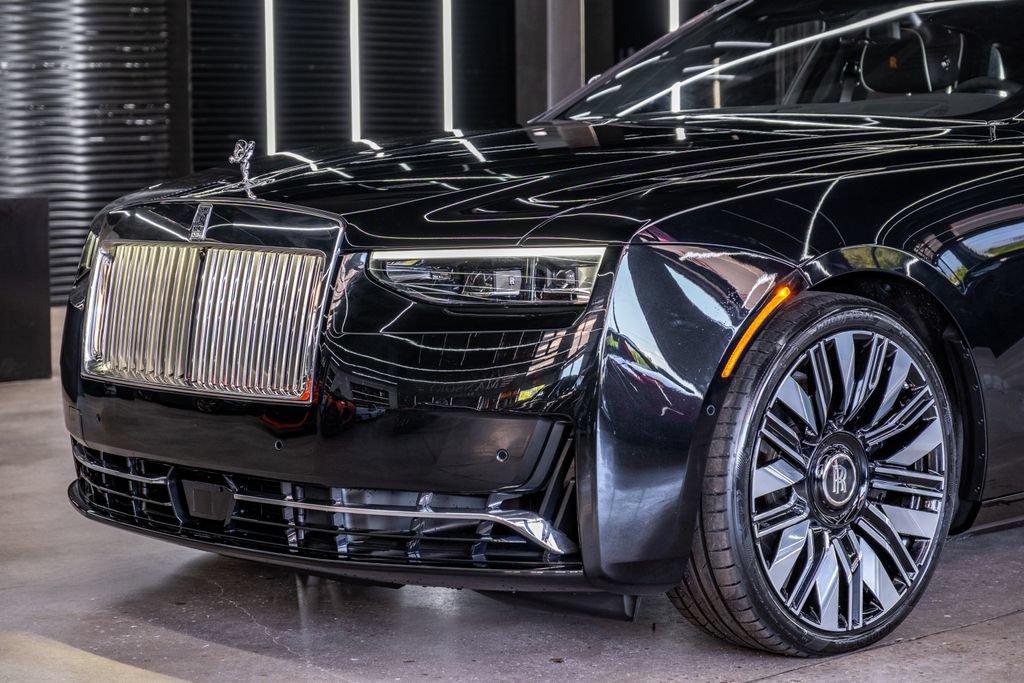 Used 2027 Rolls-Royce Ghost AWD/4WD image 7