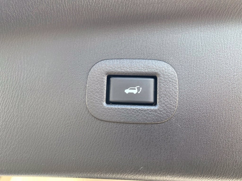 Used 2021 INFINITI QX80 Premium Select w/ Cargo Package RWD image 42