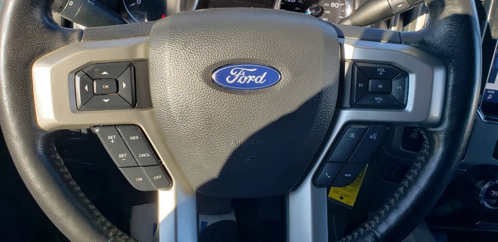 Used 2022 Ford F250 Lariat w/ Lariat Value Package AWD/4WD image 28