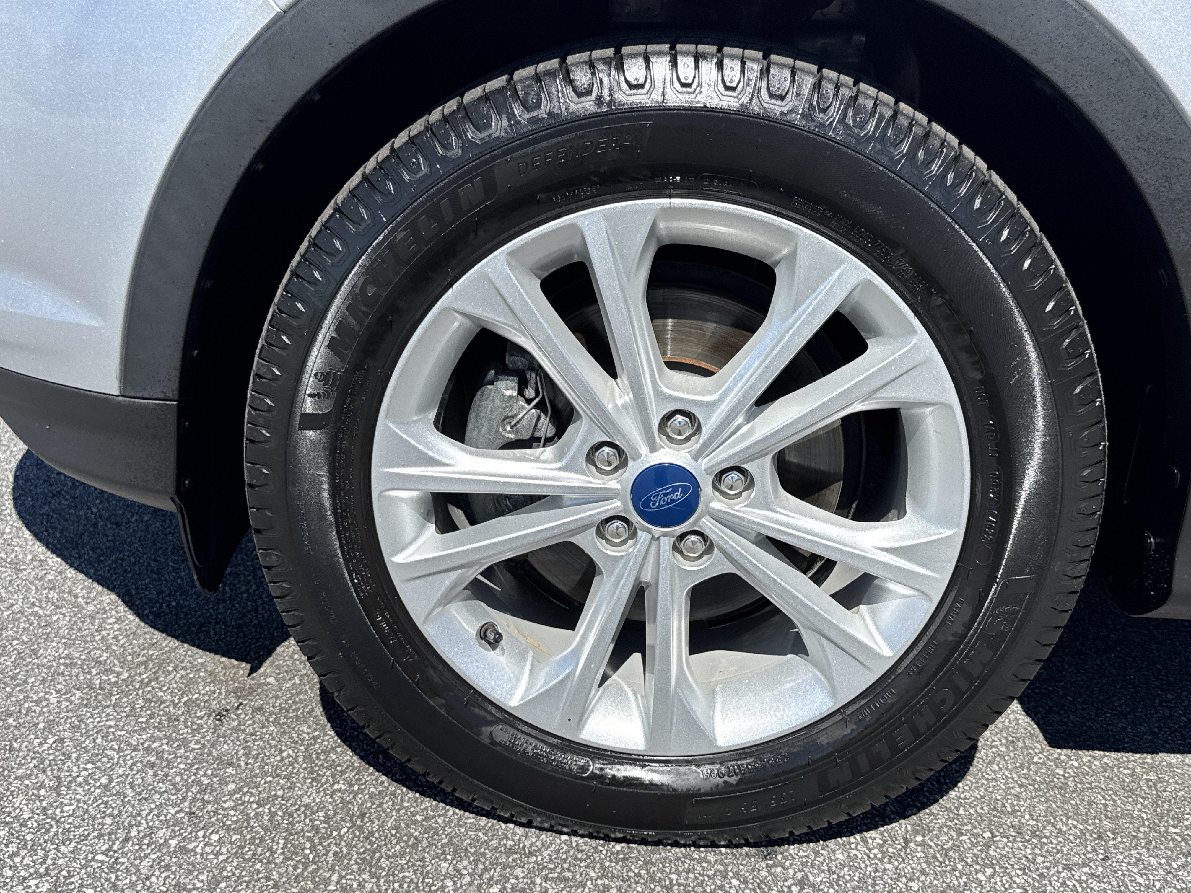 Used 2019 Ford Escape SEL FWD image 10