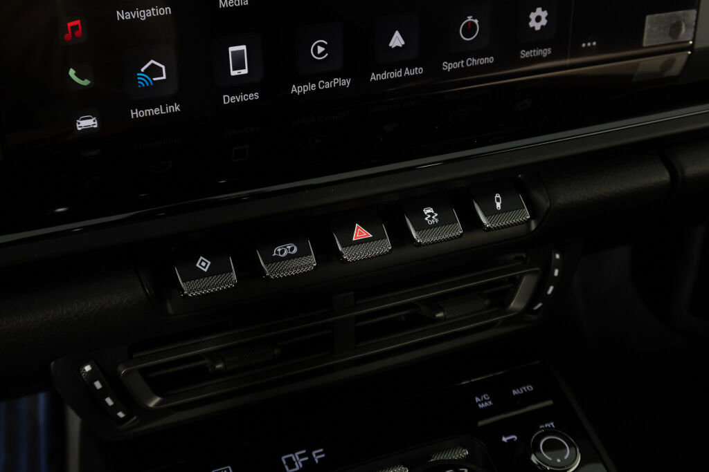 Used 2024 Porsche 911 Carrera T image 37