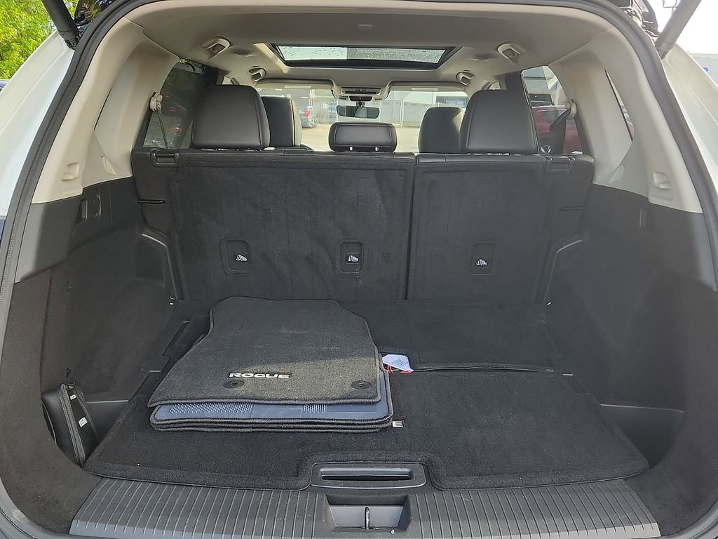 Certified 2023 Nissan Rogue Platinum w/ Platinum Premium Package AWD/4WD image 31