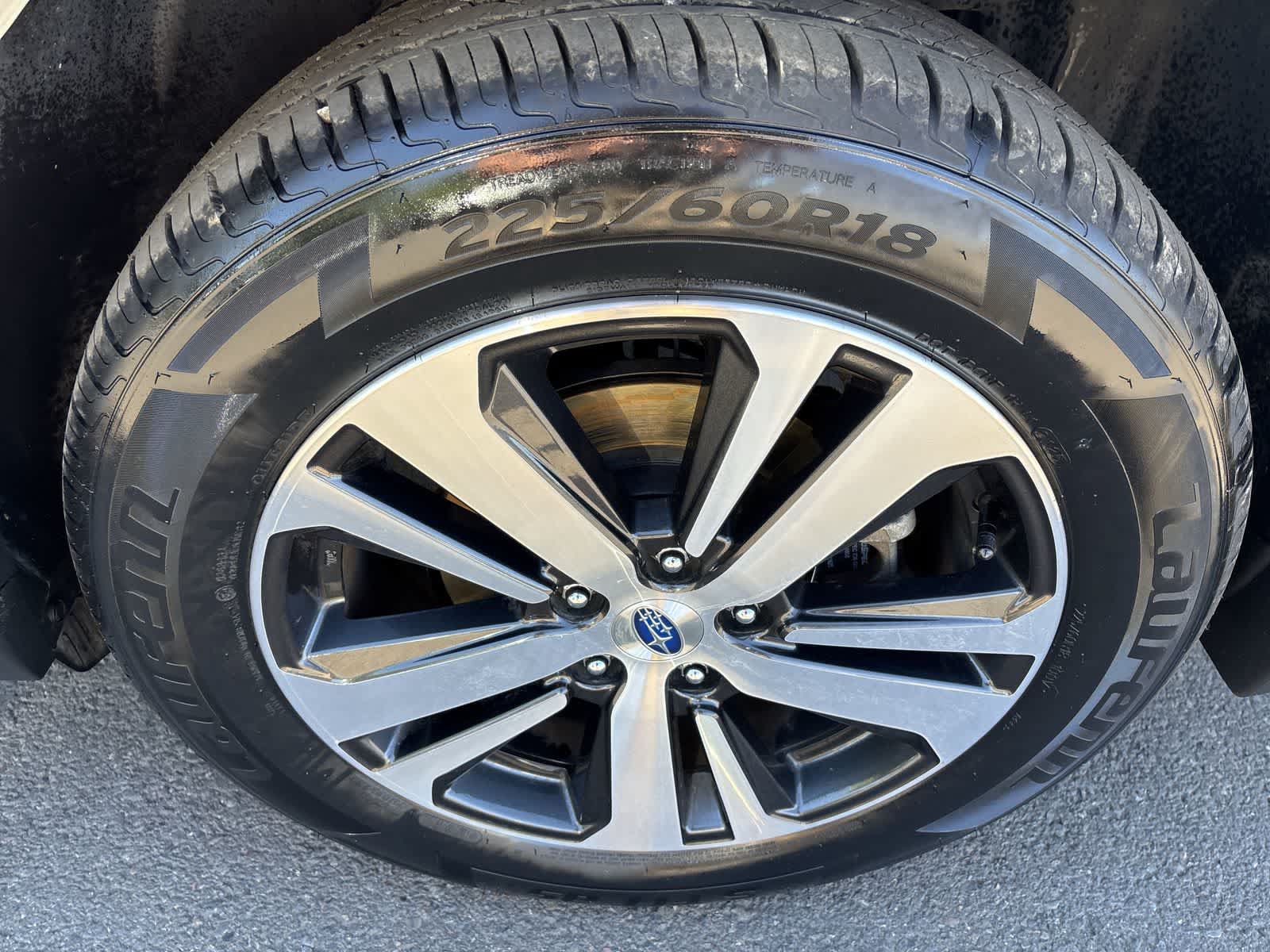 Used 2018 Subaru Outback 2.5i Limited AWD/4WD image 4
