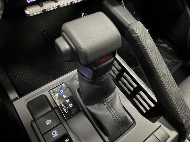 Used 2024 Toyota Tacoma TRD Off-Road image 20