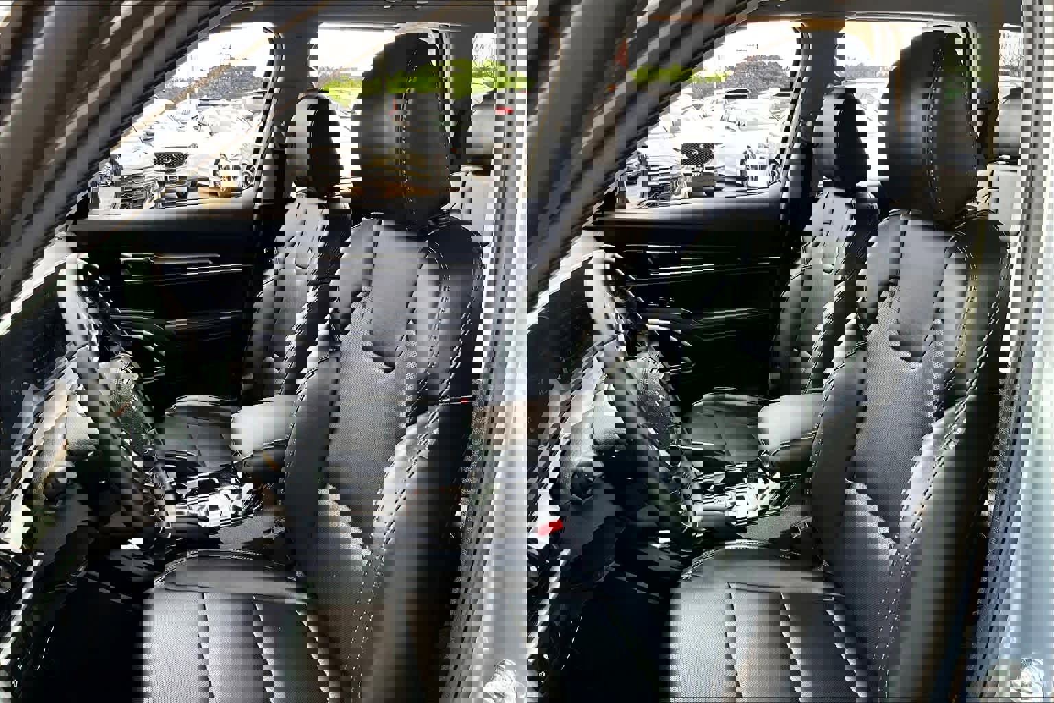 Used 2024 Kia Telluride LX image 8