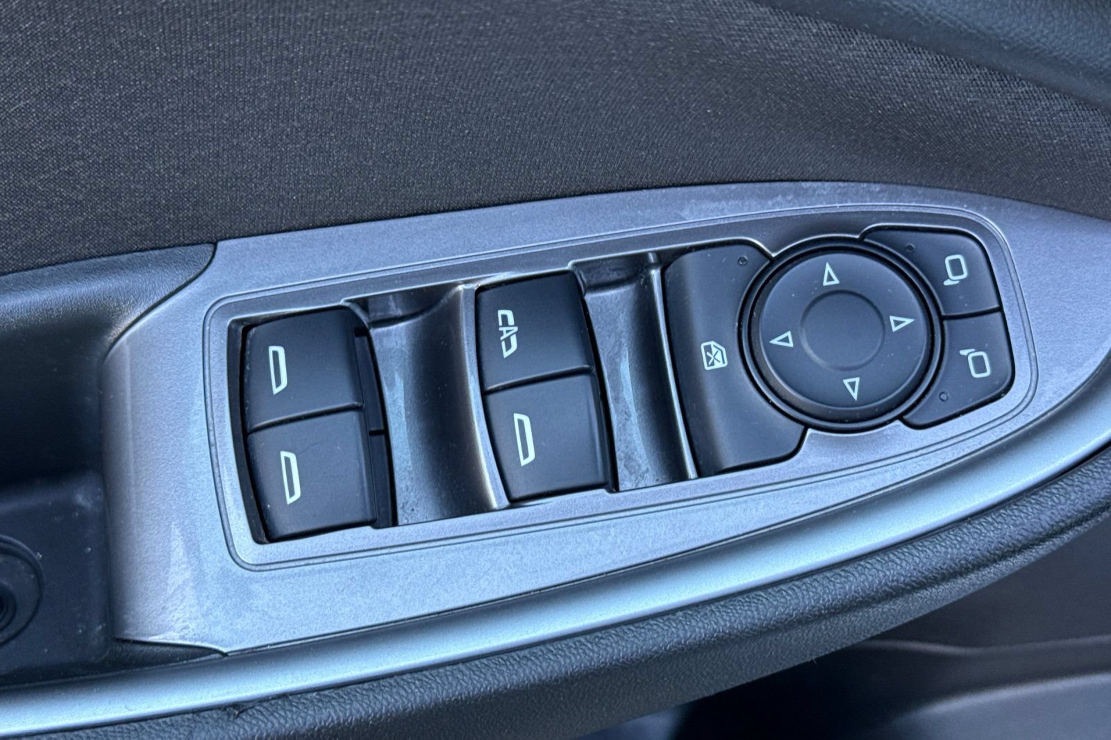 Used 2023 Chevrolet Malibu LT FWD image 14