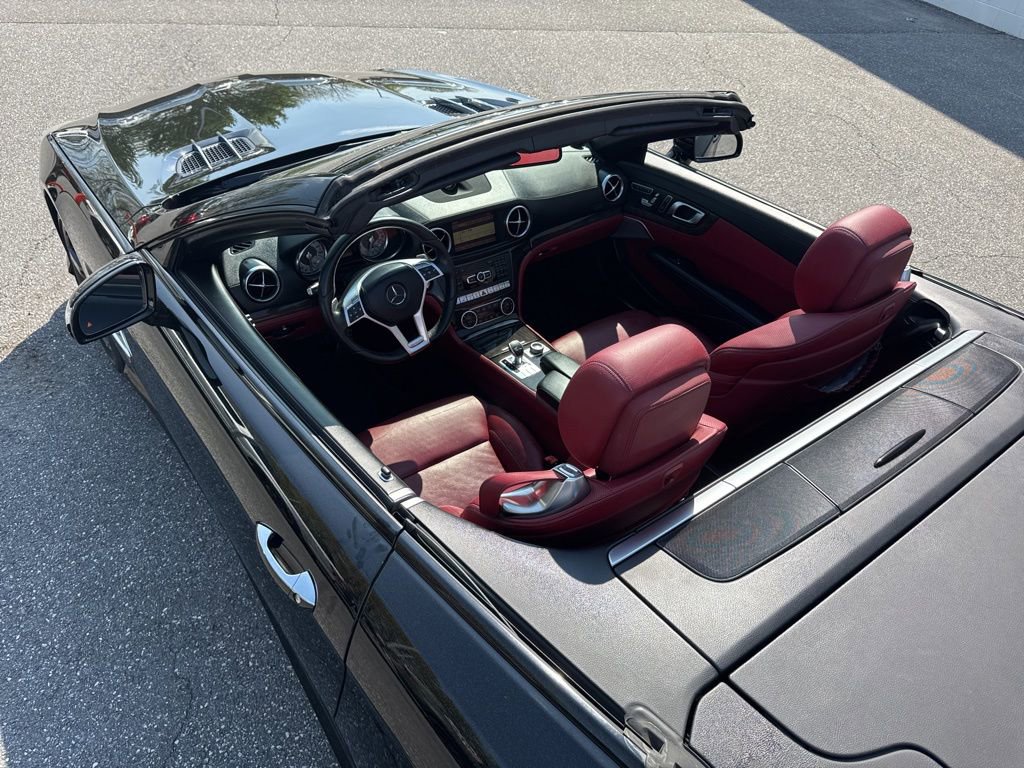 Used 2013 Mercedes-Benz SL 550 image 33