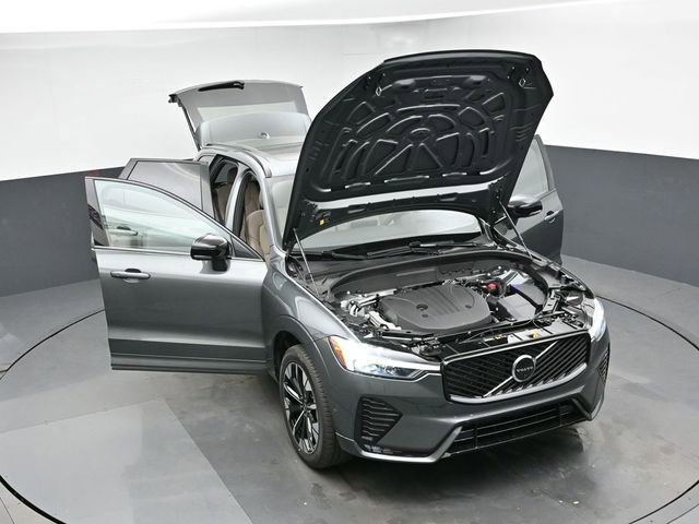 New 2026 Volvo XC60 B5 Plus w/ Protection Package Premier image 51