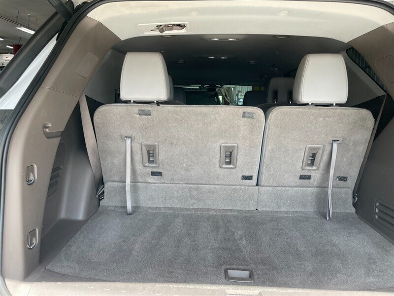 Used 2018 Chevrolet Traverse Premier AWD/4WD image 30