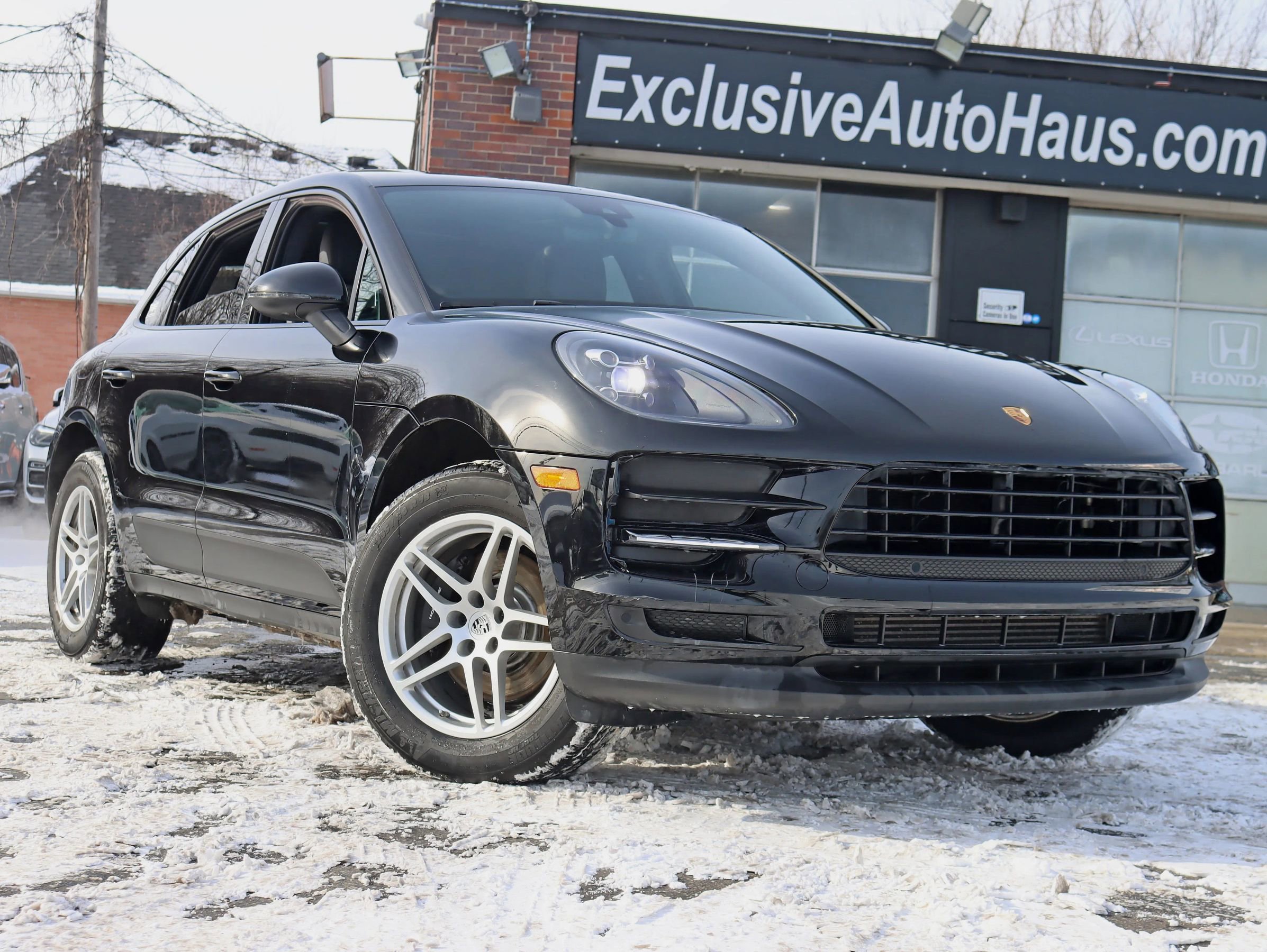 Used 2020 Porsche Macan Sport Edition image 7