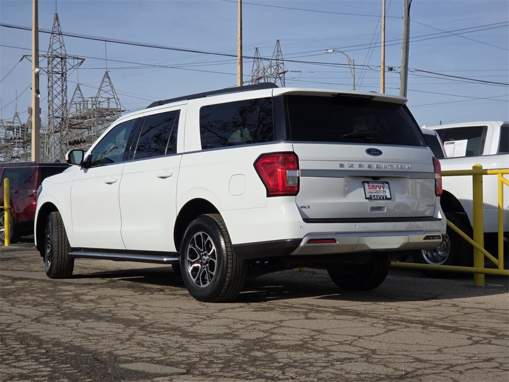Used 2023 Ford Expedition Max XLT image 11