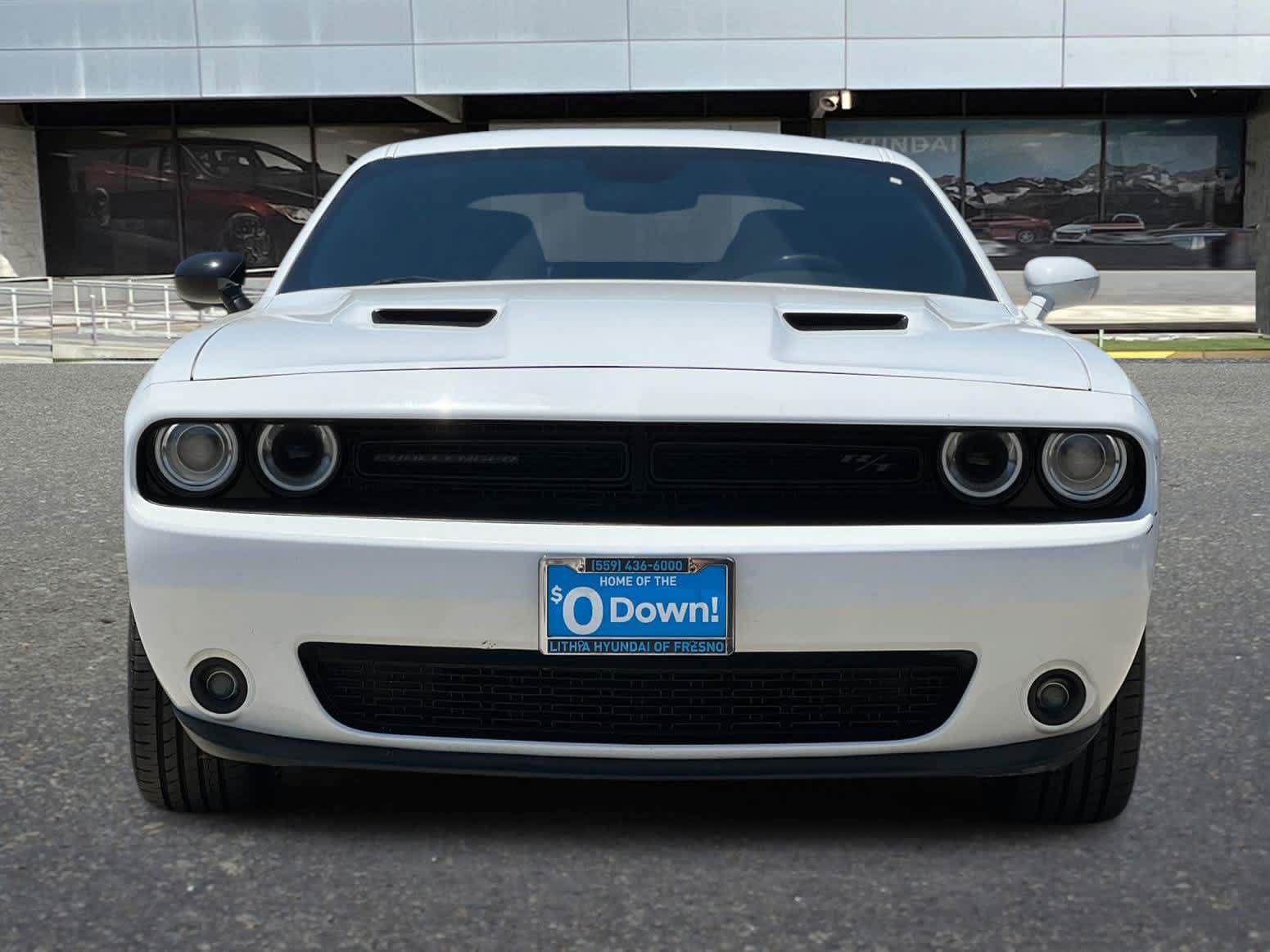 Used 2016 Dodge Challenger R/T w/ Driver Convenience Group RWD image 11