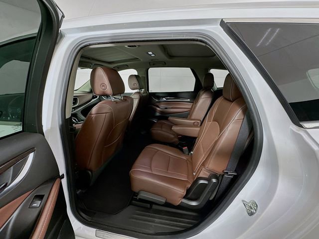 Used 2020 Buick Enclave Avenir w/ Avenir Technology Package image 26