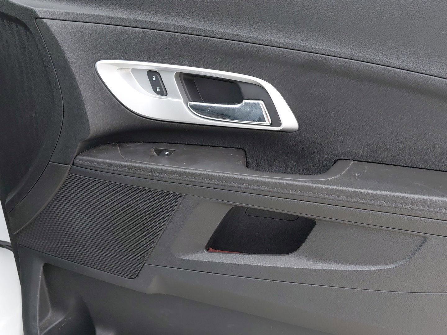 Used 2016 Chevrolet Equinox LT AWD/4WD image 14