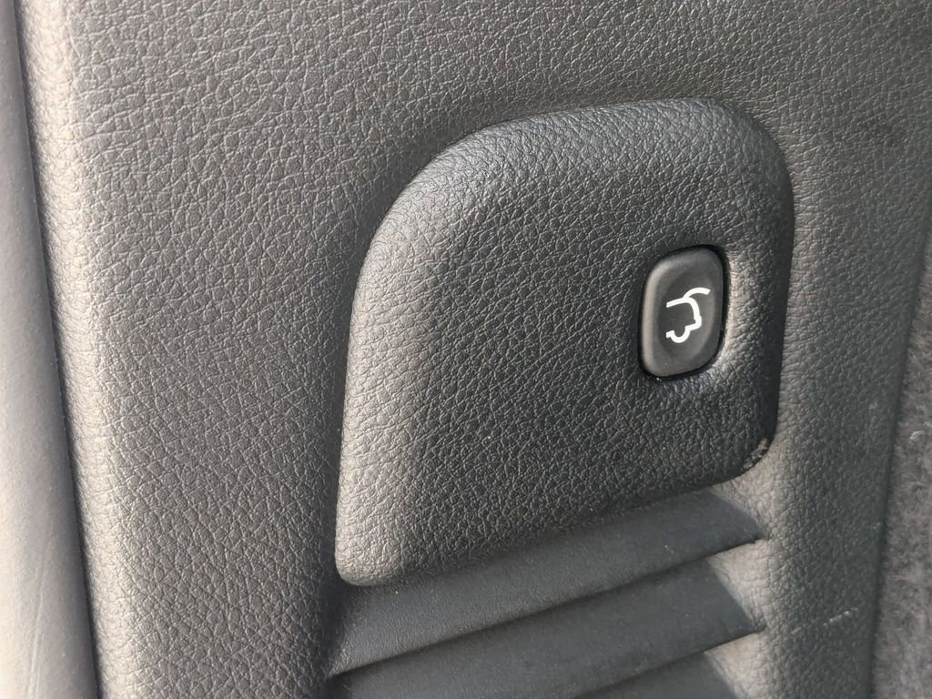 Used 2025 Dodge Durango GT image 30