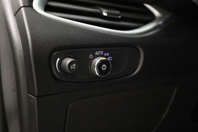 Used 2023 Chevrolet Malibu LT image 14