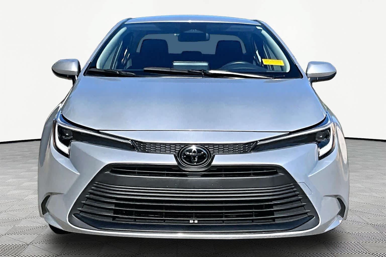 Certified 2026 Toyota Corolla LE FWD image 4