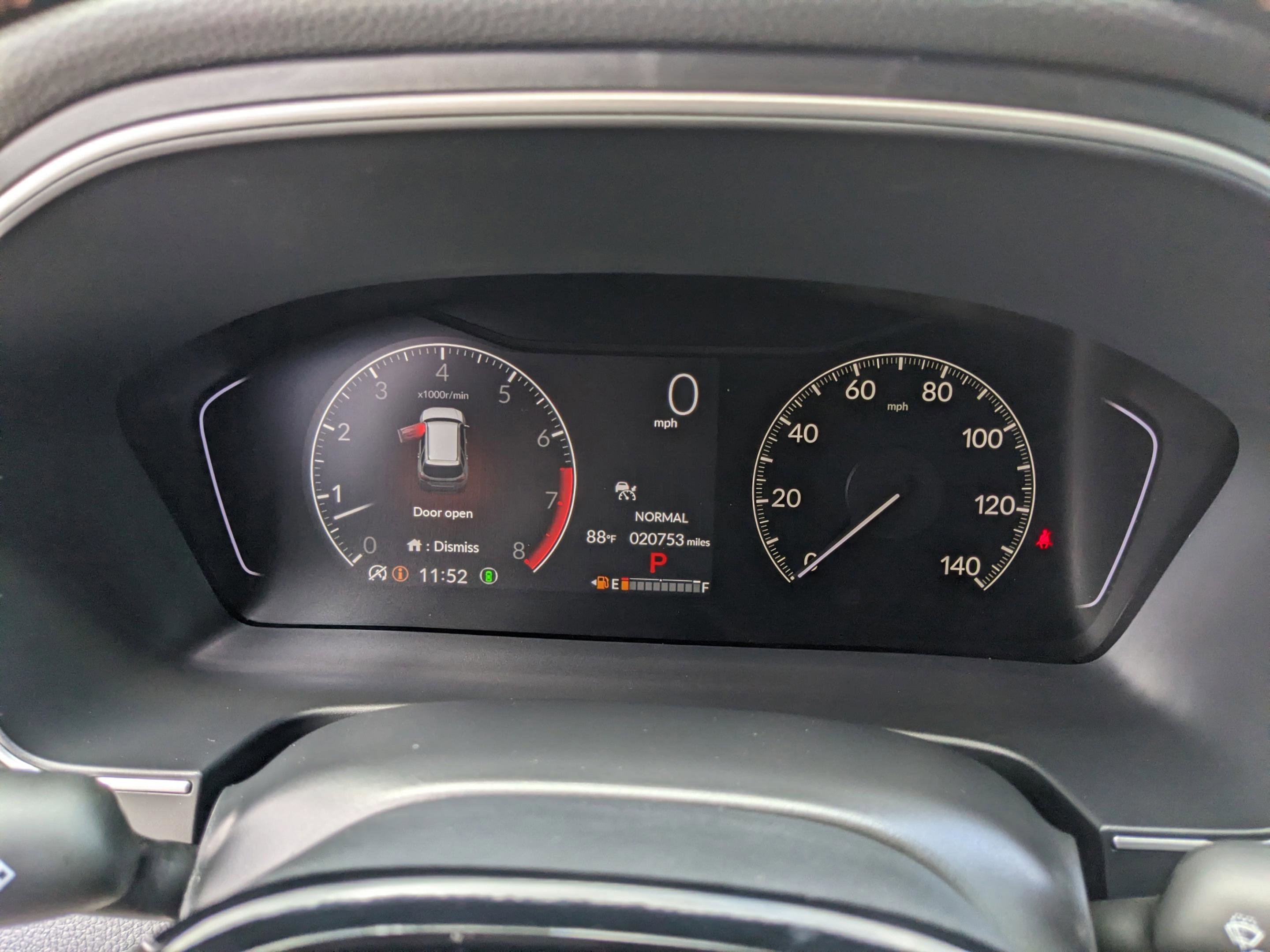 Used 2025 Honda Pilot Sport image 36