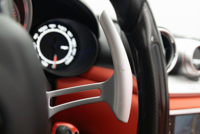 Used 2016 Ferrari California T RWD image 96