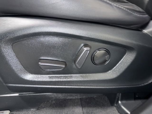 Used 2023 Ford Explorer XLT w/ Equipment Group 202A image 14