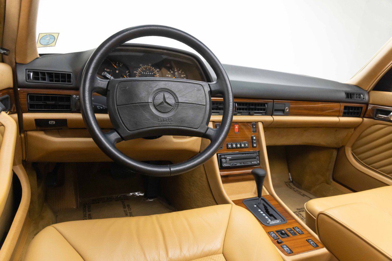 Used 1991 Mercedes-Benz 350 SD image 6