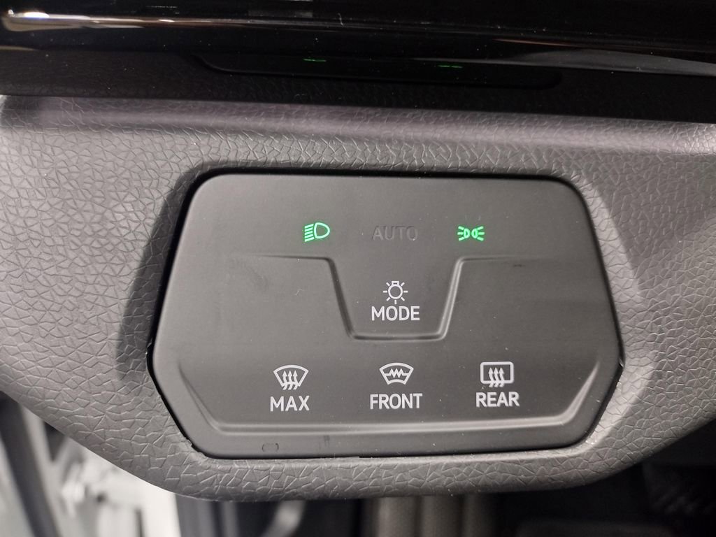 New 2026 Volkswagen ID.4 Pro image 18