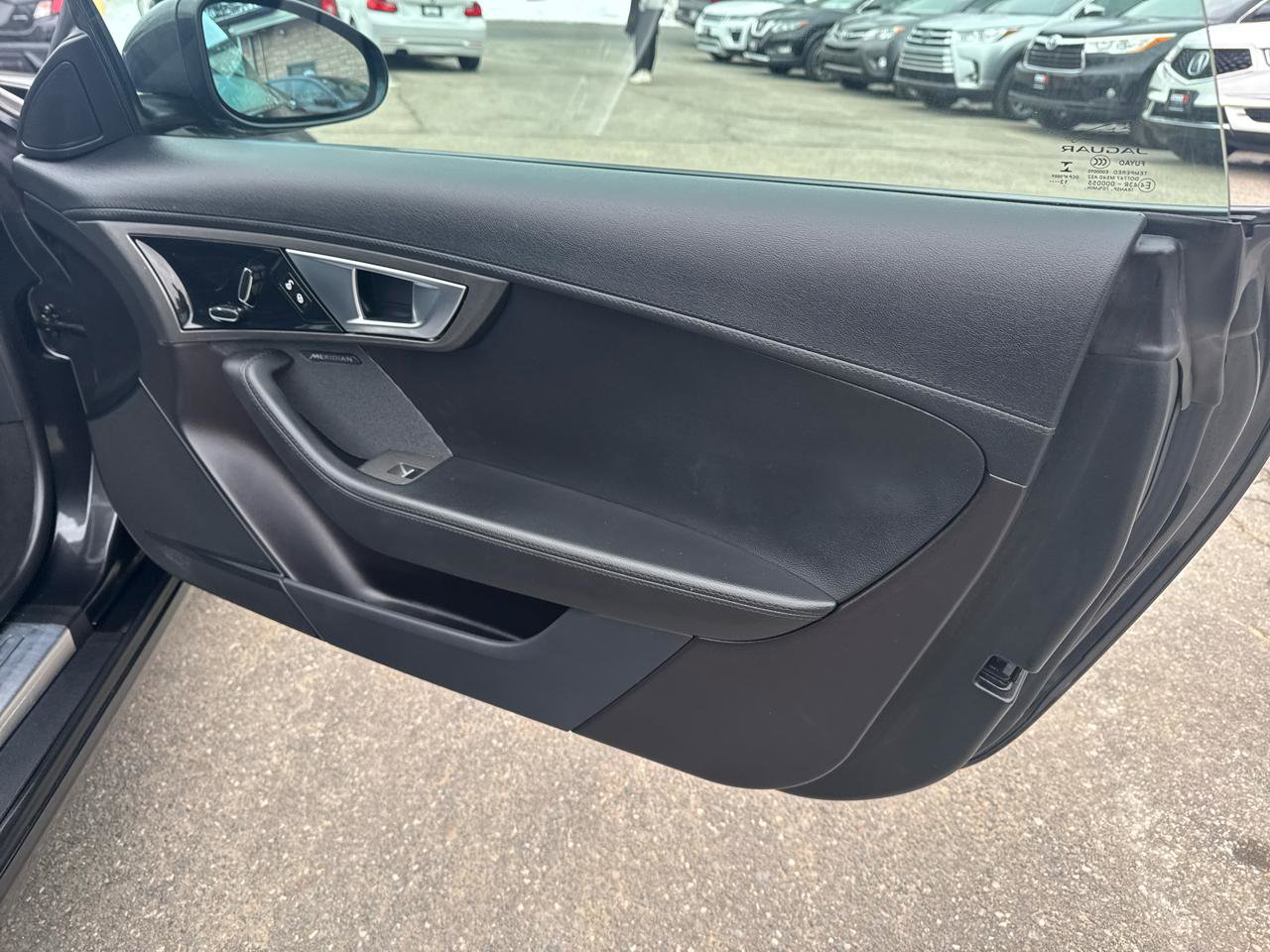 Used 2015 Jaguar F-TYPE Convertible image 35