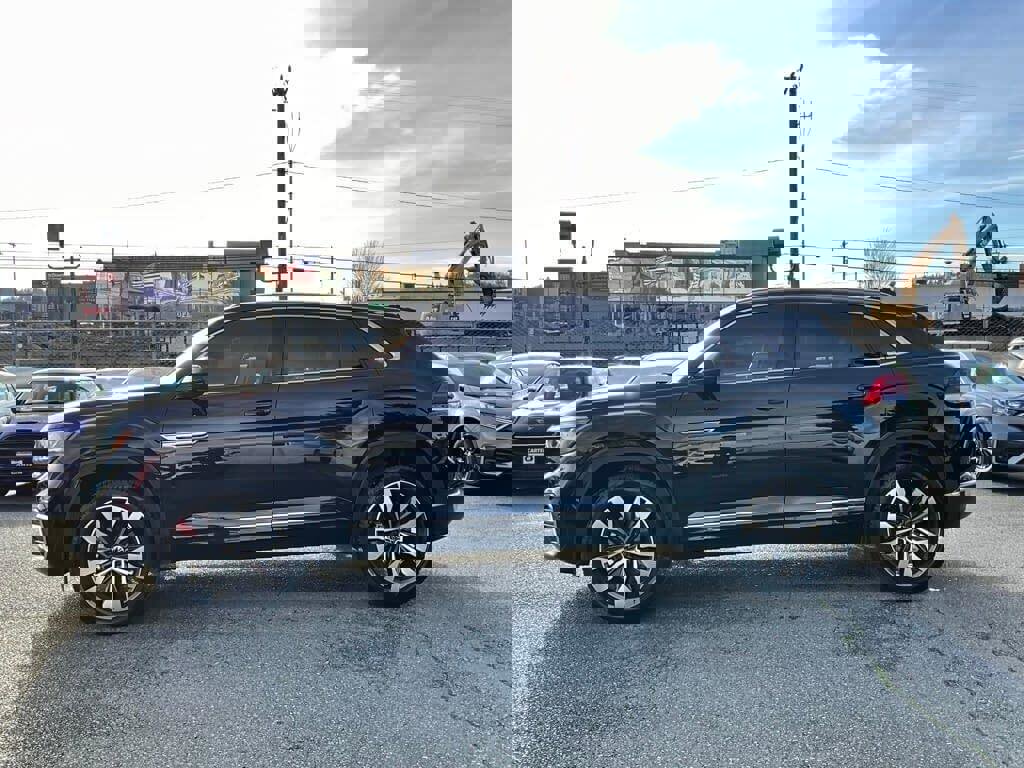 Used 2022 Volkswagen Atlas Cross Sport SEL Premium R-Line image 5