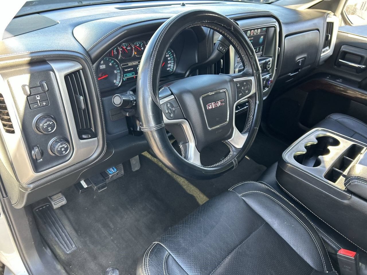 Used 2018 GMC Sierra 1500 SLE w/ SLE Value Package AWD/4WD image 16