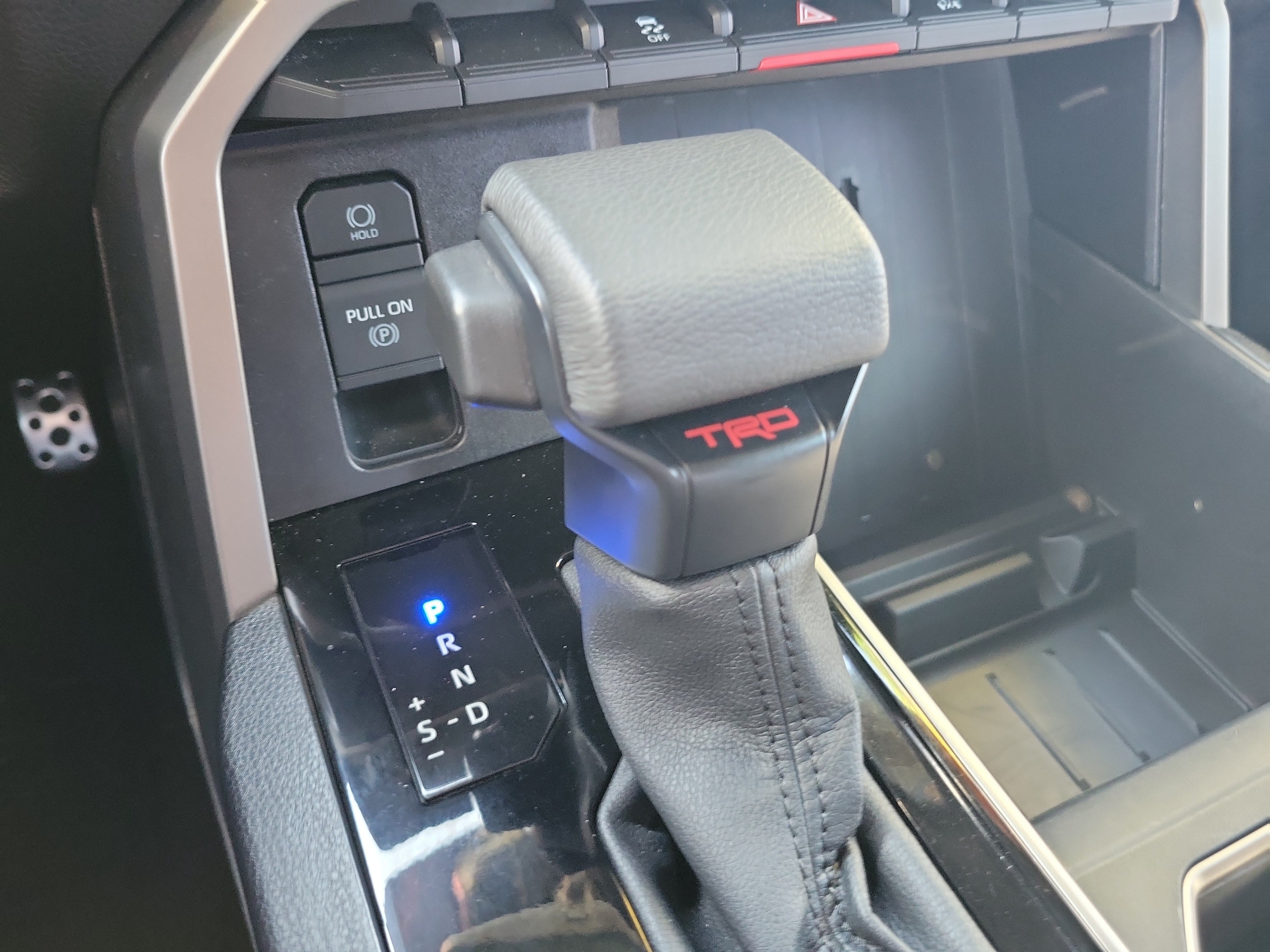 Used 2026 Toyota Tundra SR5 w/ TRD Off-Road Package AWD/4WD image 30