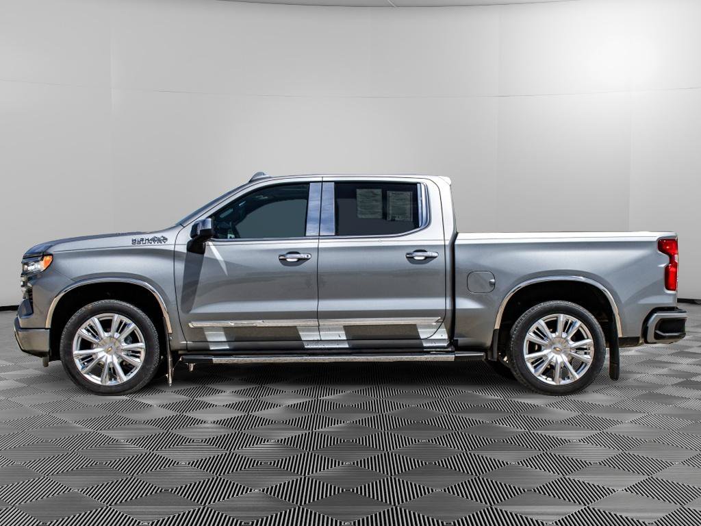 Used 2024 Chevrolet Silverado 1500 High Country w/ High Country Premium Package AWD/4WD image 4