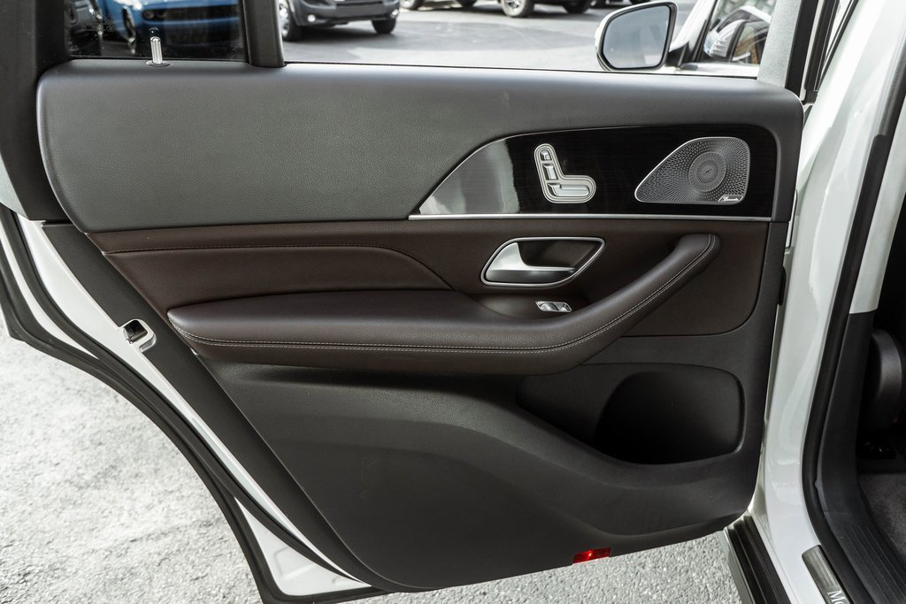 Used 2020 Mercedes-Benz GLS 450 4MATIC image 38