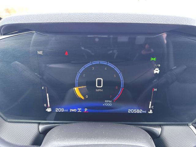 Used 2025 Chevrolet TrailBlazer LT w/ Driver Confidence Package image 12