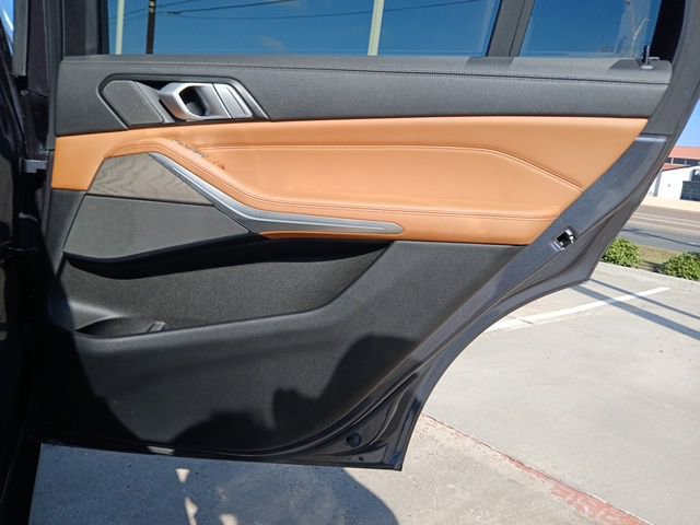 Used 2019 BMW X7 xDrive40i w/ Premium Package image 10