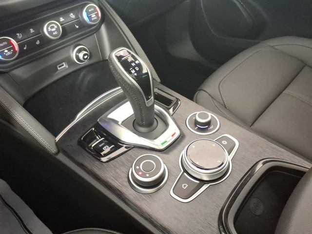 Used 2024 Alfa Romeo Stelvio Sprint AWD/4WD image 25