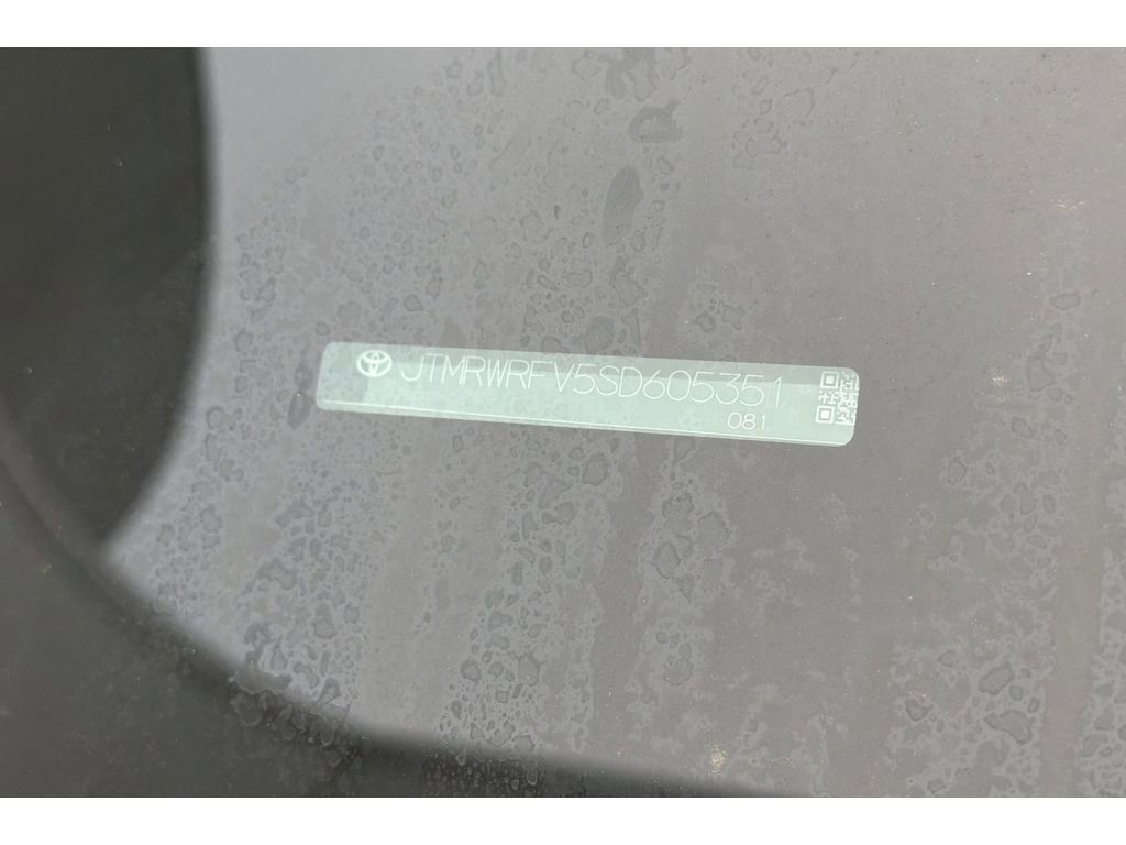 Used 2025 Toyota RAV4 XLE w/ Convenience Package image 8