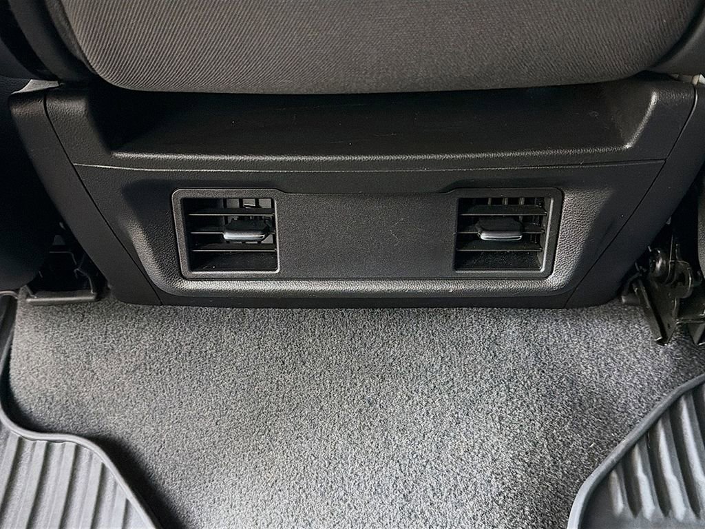 Used 2022 Chevrolet Silverado 1500 Custom AWD/4WD image 22