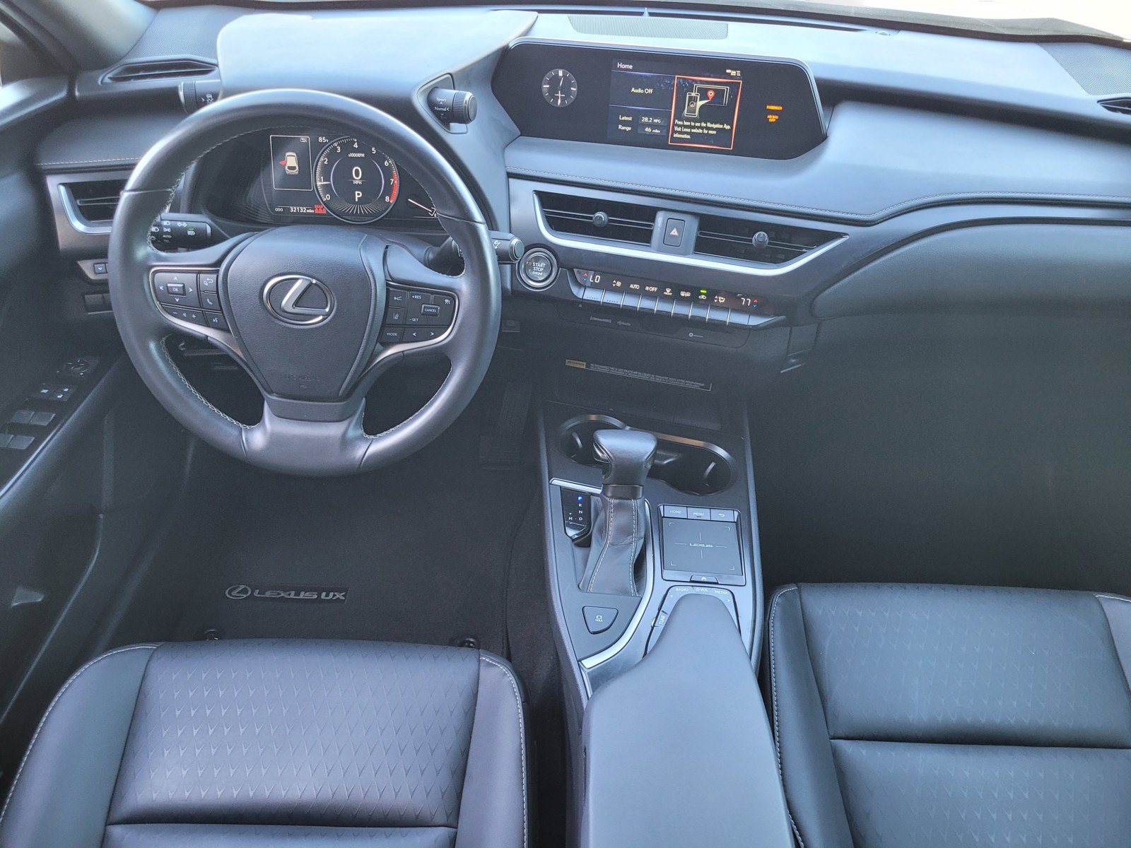 Certified 2022 Lexus UX 200 w/ Accessory Package (Z2) FWD image 11