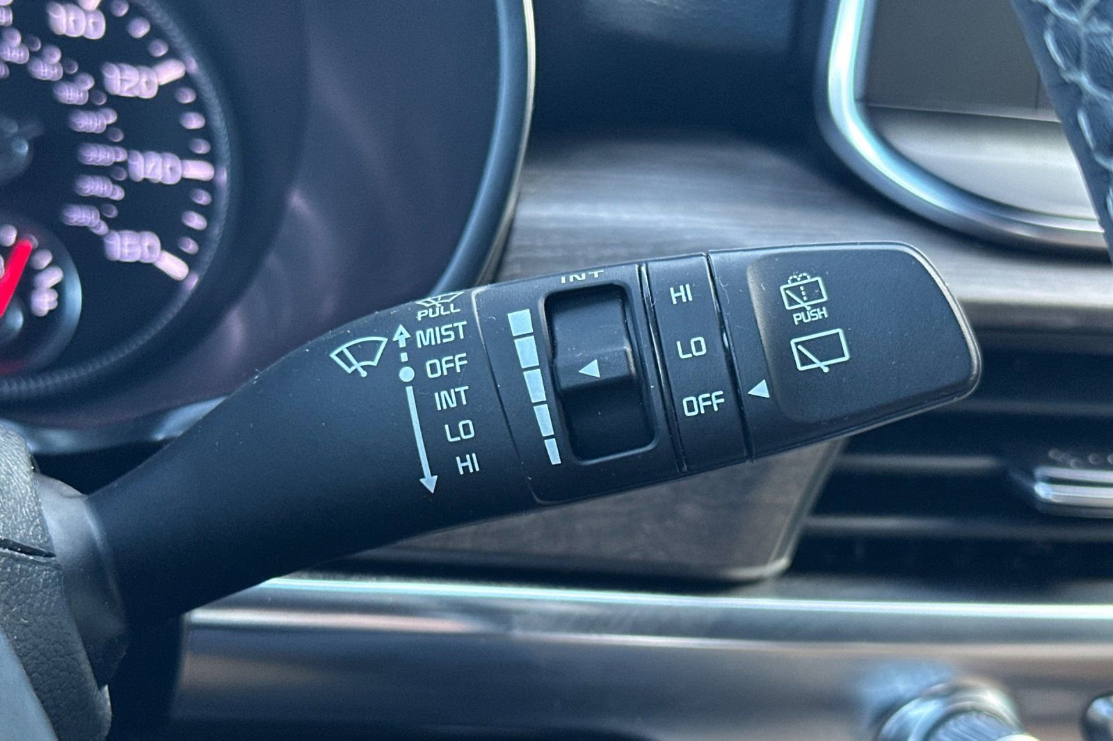 Used 2022 Kia Telluride SX w/ Nightfall Edition Package image 40