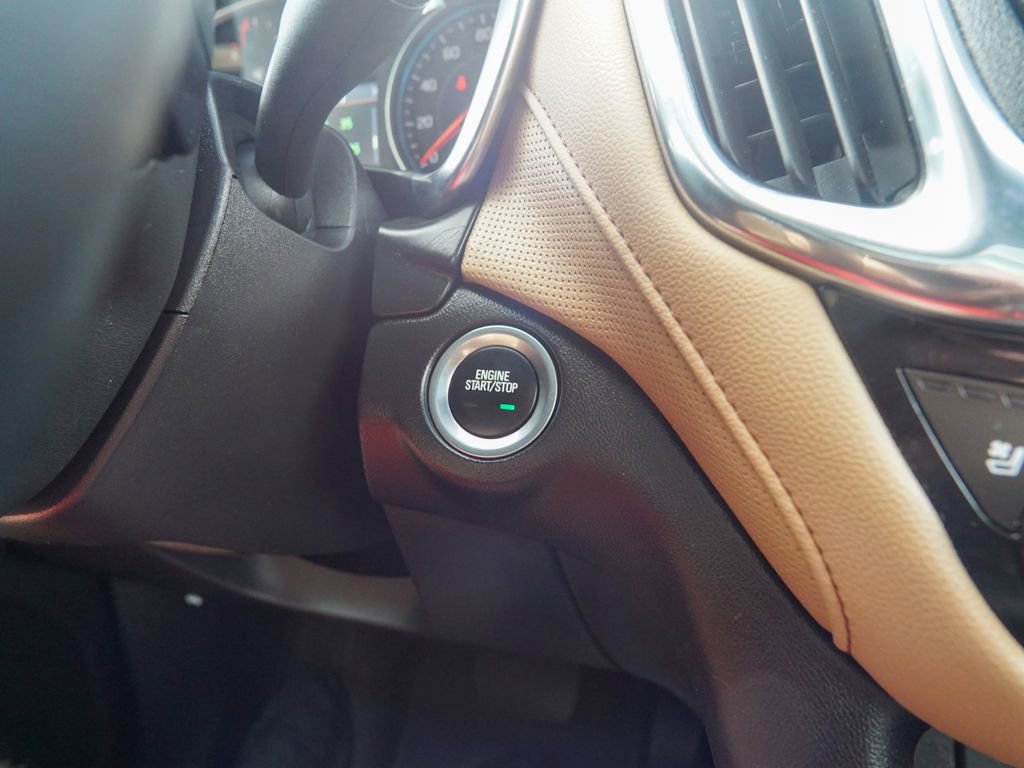 Used 2023 Chevrolet Equinox Premier FWD image 25