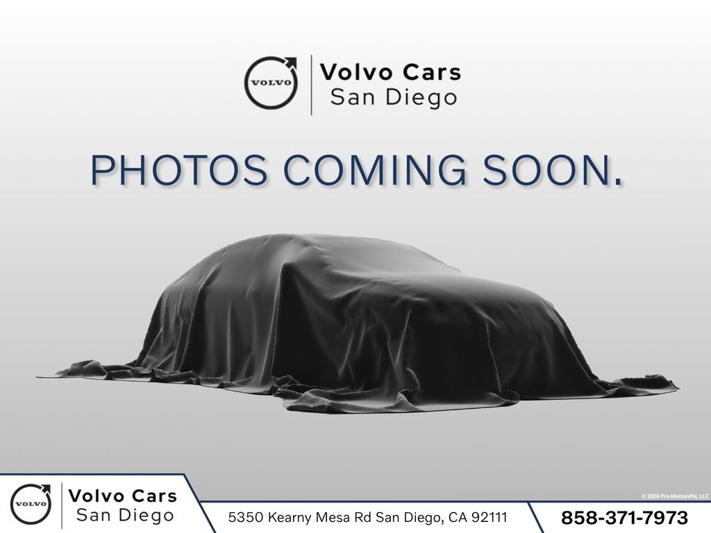 New 2024 Volvo XC60 T8 Plus